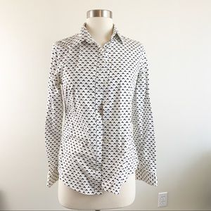 Banana Republic Fitted Non Iron Blouse